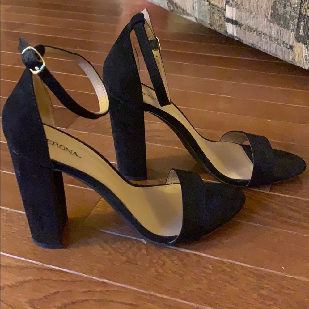 Black heels!